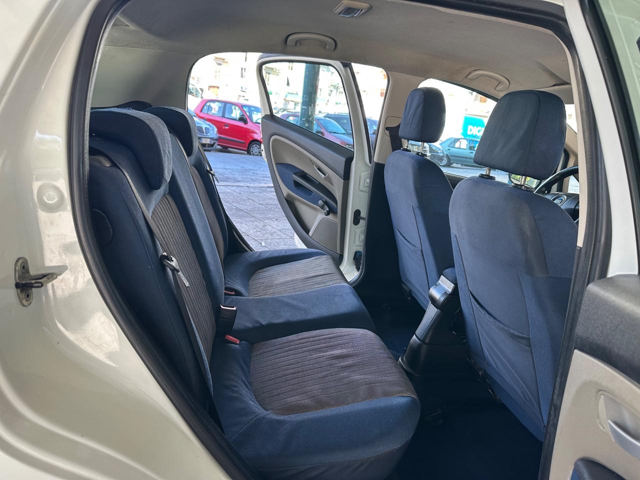 Fiat Grande Punto 1.9 MJT 120 CV 5 porte tutti i lavori fatti
