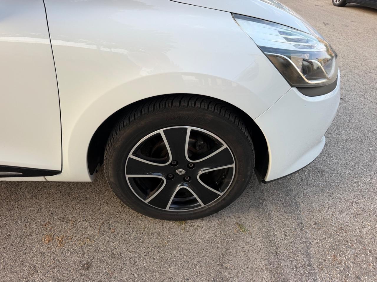 Renault Clio 1.5 dCi 8V 90 cv 2013