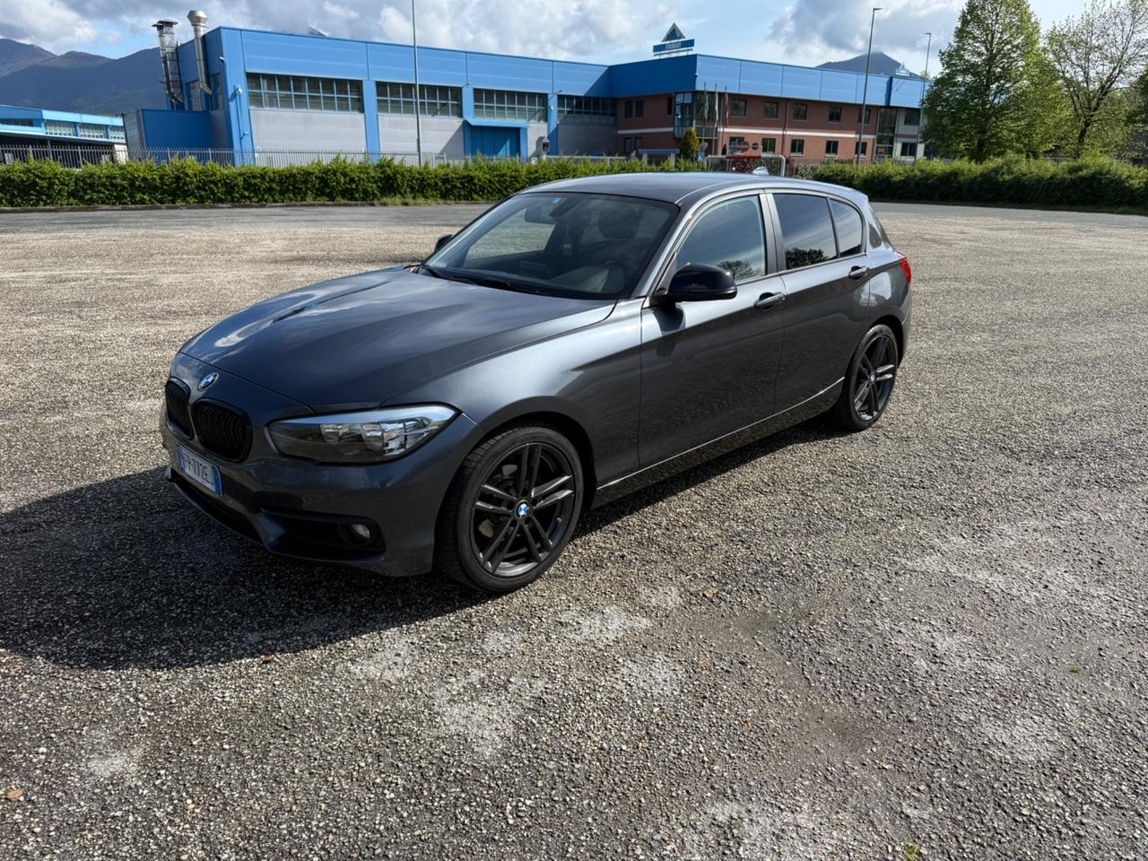 Bmw 118 118d 5p. Advantage