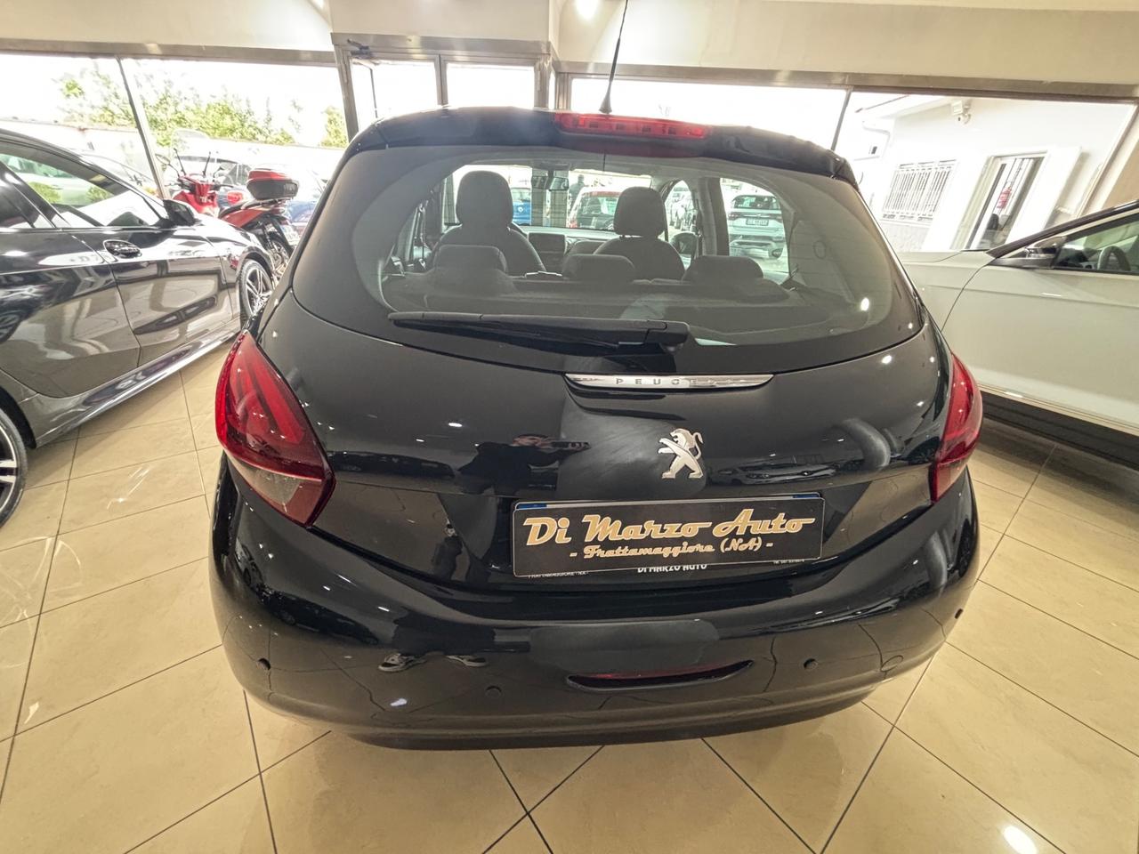 Peugeot 208 BlueHDi 75 5 porte Allure