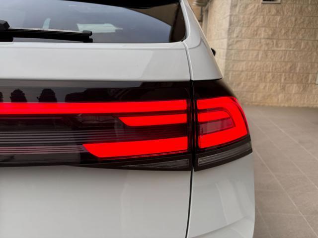 VOLKSWAGEN Taigo 1.0 TSI 110 CV DSG R-Line TETTO APR/PAN