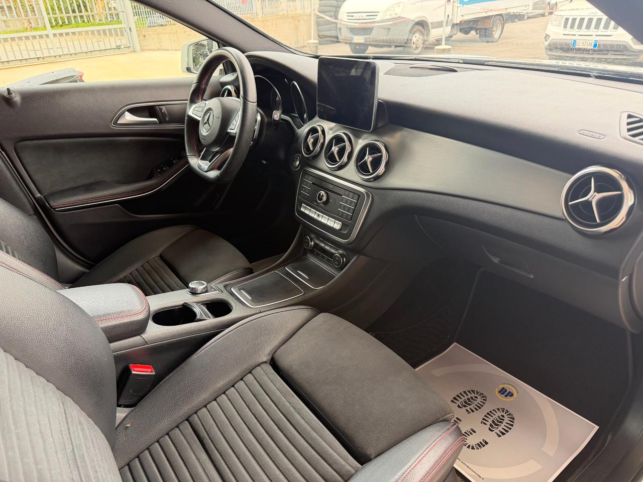 Mercedes-benz GLA 200 d Automatic 4Matic Premium