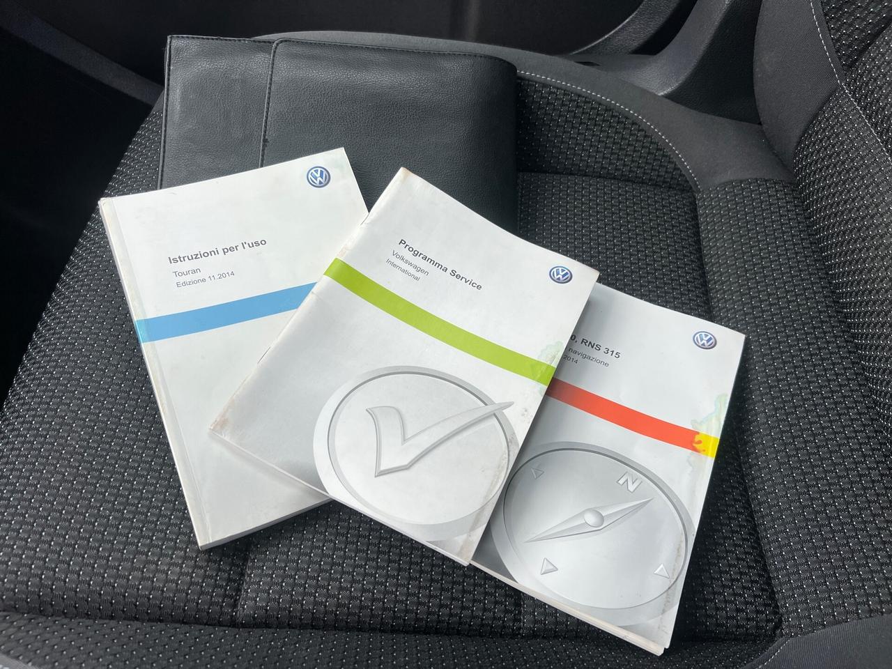 VW Touran 1.6TDI 105CV 7POSTI-2015"KM CERTIFICATI"