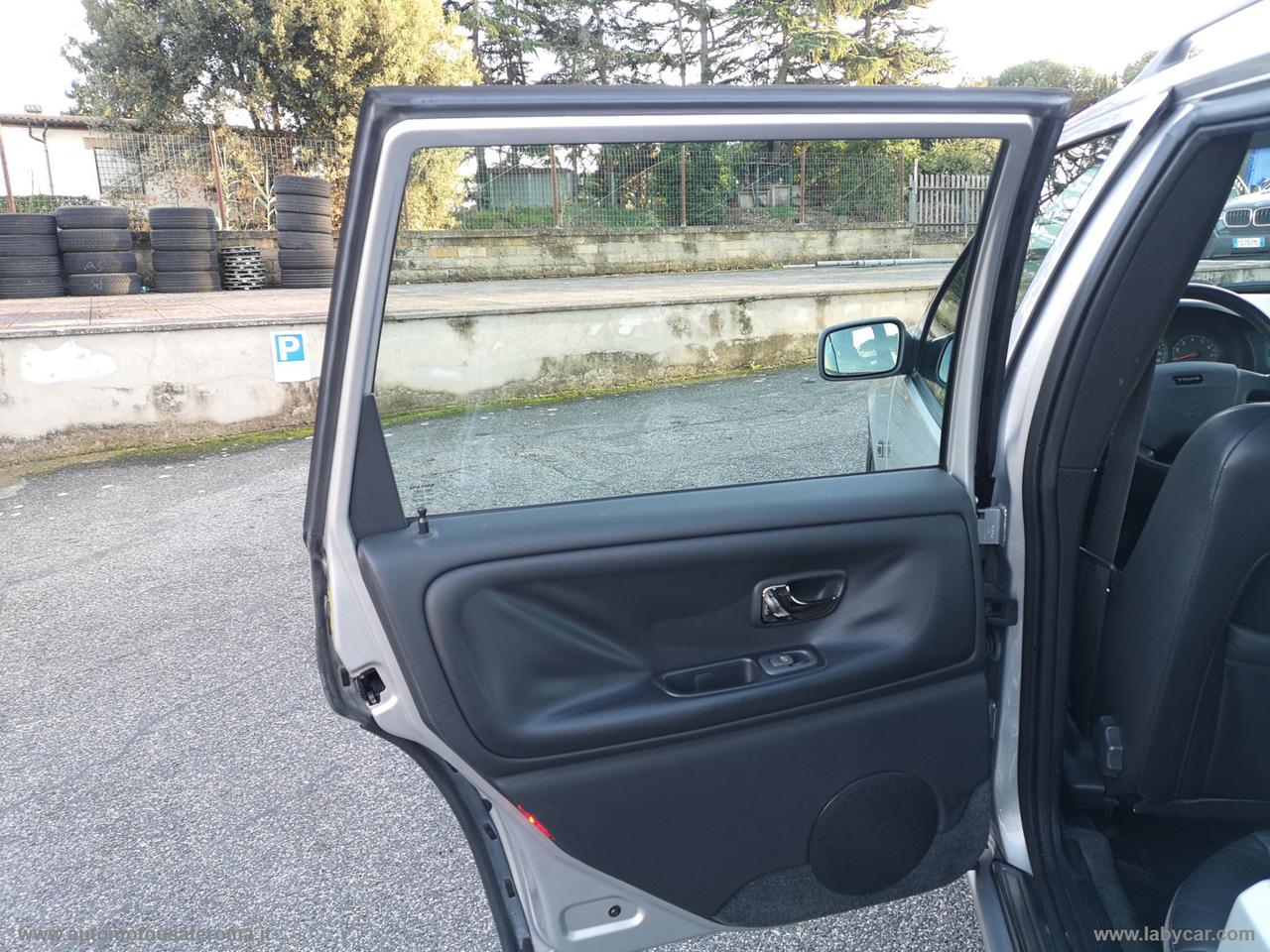 VOLVO V70 2.0I TURBO 20V CAT. T-5 AWD Optima RATE AUTO MOTO SCOOTER