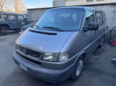 Volkswagen T4 Caravelle Lunga 2.5 tdi Comfortline