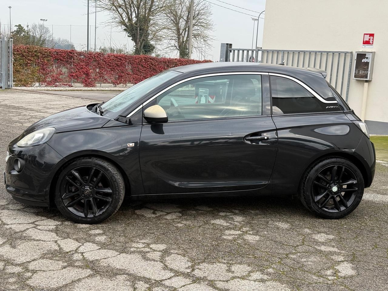 Opel Adam 1.4 87 CV GPL Tech White/Black Link
