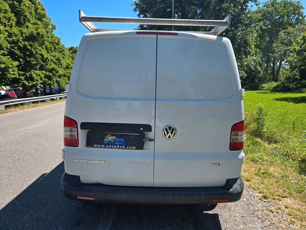 VOLKSWAGEN TRANSPORTER AUTOCARRO - 2011