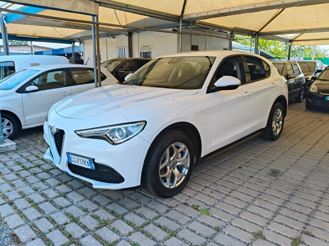 Alfa Romeo Stelvio AUTOCARRO N1 2.2 Turbodiesel 160 CV AT8 RWD Business