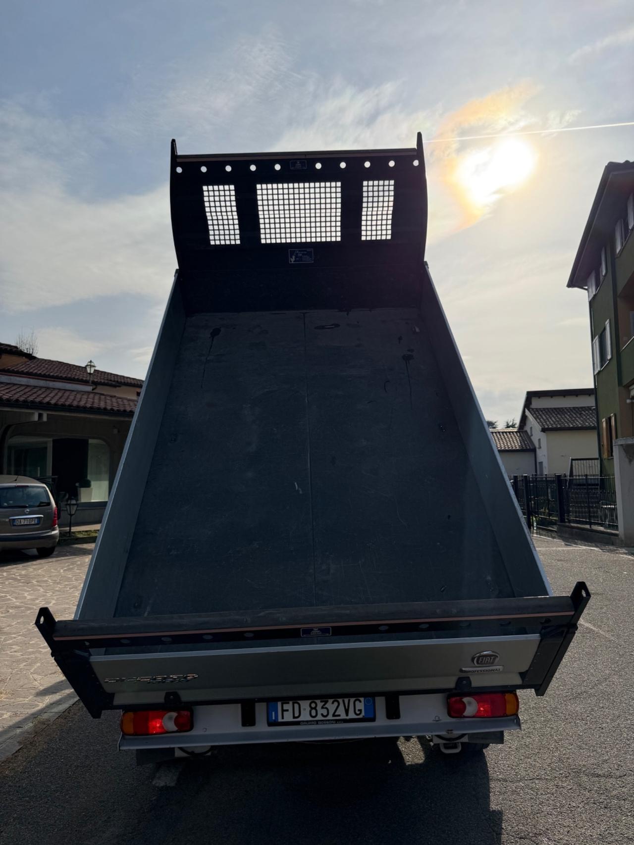 Fiat Ducato 2.3 MJT 150CV CASSONATO, RIBALTABILE TRILATERALE