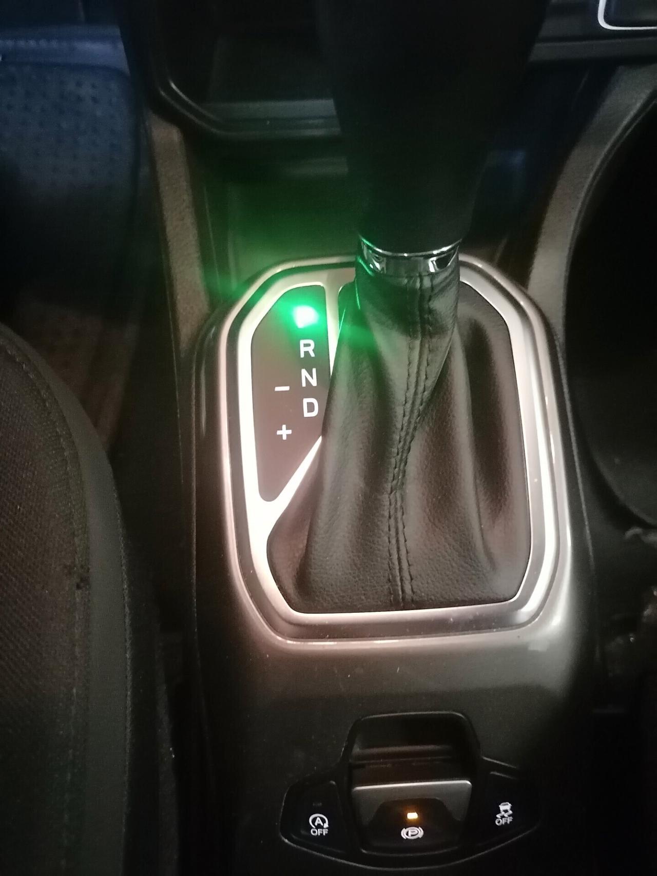 Jeep Renegade 1.3 T4 DDCT Limited