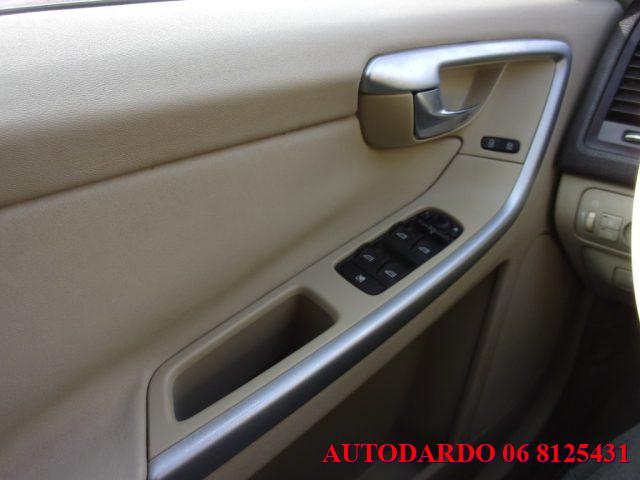 VOLVO XC60 2.4 D 163 CV AWD Momentum