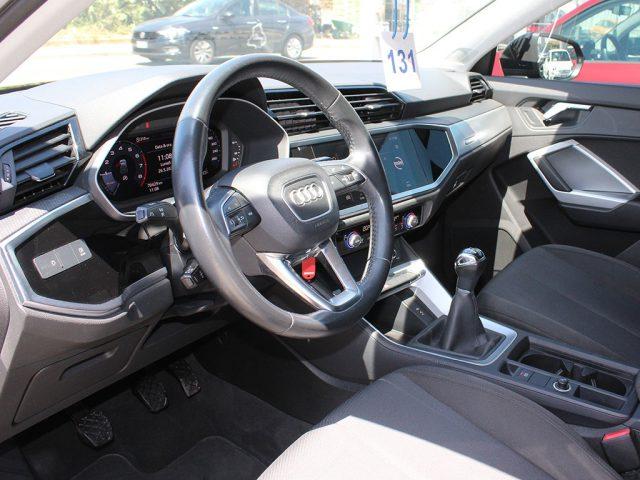 AUDI Q3 35 TFSI Business