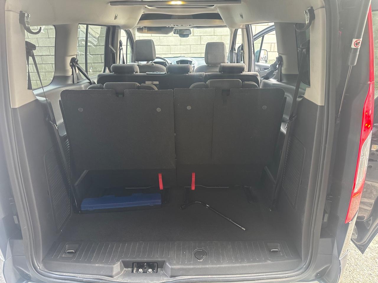 Ford Tourneo Connect 7 POSTI