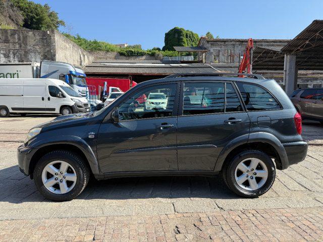 TOYOTA RAV 4 MY23 RAV4 2.0 Tdi D-4D cat 5 porte Sol