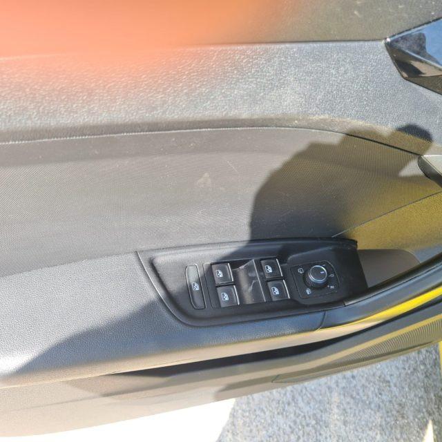 AUDI A1 SPB 25 TFSI S tronic Identity Black