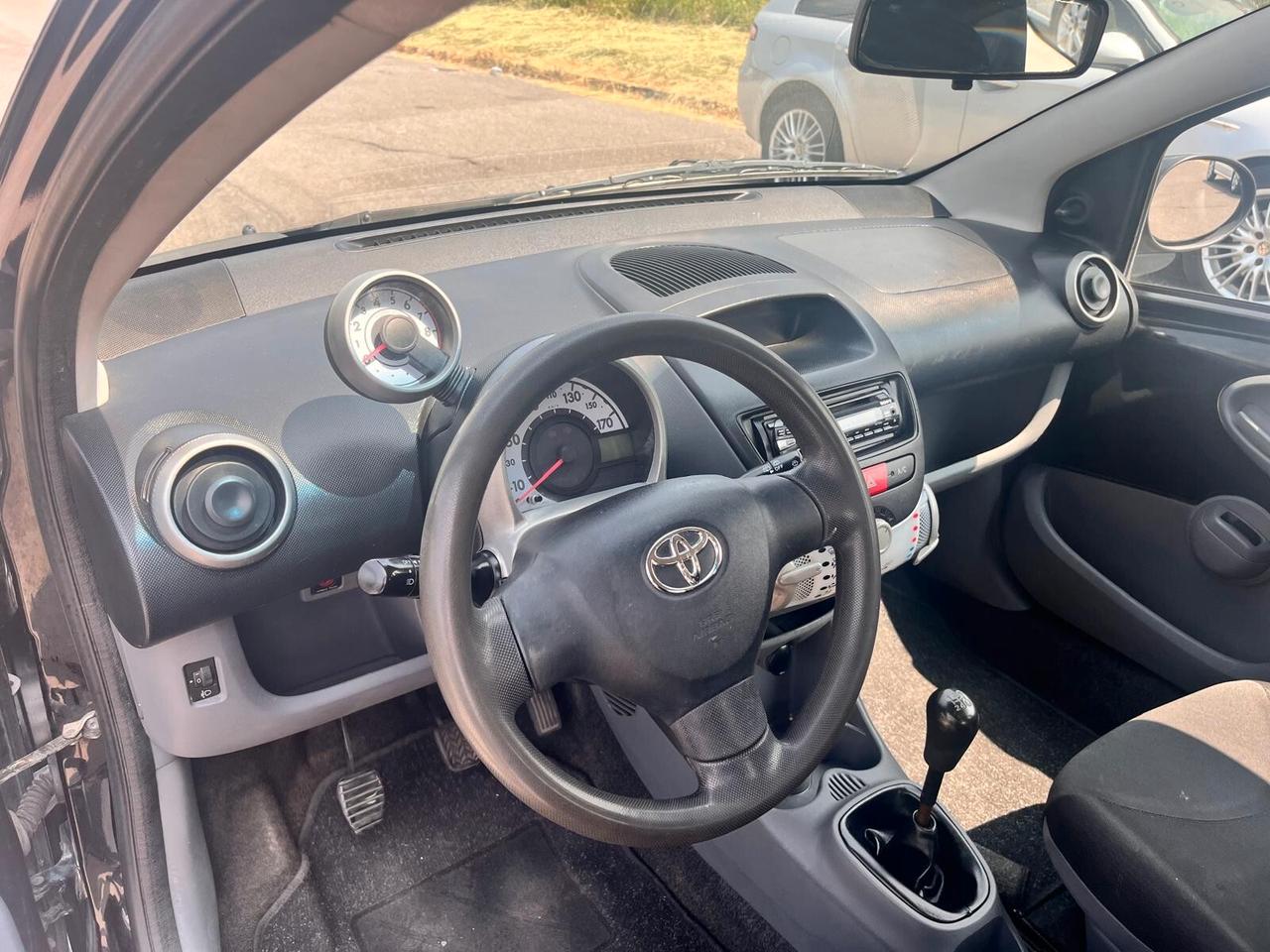 Toyota Aygo 1.0 12V VVT-i 3 porte