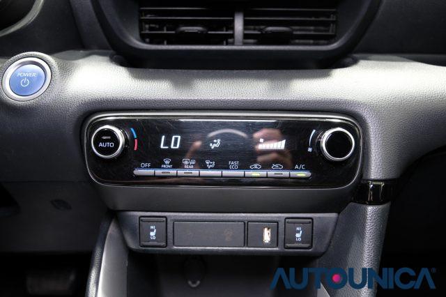 TOYOTA Yaris 1.5 HYBRID 5 PORTE TREND FARI LED NEOPATENTATI
