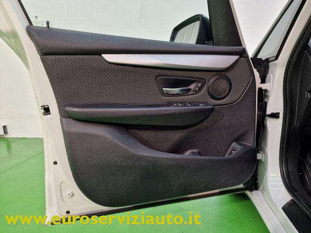 BMW 220 d 7 POSTI xDrive Active Tourer Advantage aut.