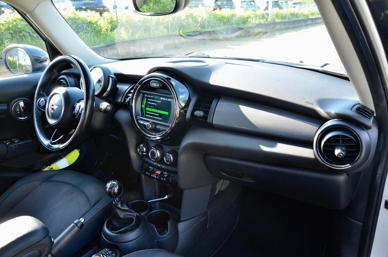 MINI COOPER D 1.5 BUSINESS XL 5p 116cv, UNICOPROP, SERVICE CON FATTURE, UFF ITALIANA, EURO 6C, NAVI, PERMUTE