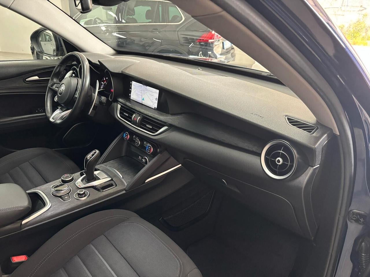 Alfa Romeo Stelvio Super