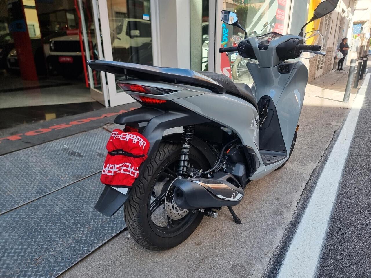 NEW Honda SH 125 UNICO PROPRIETRAIO