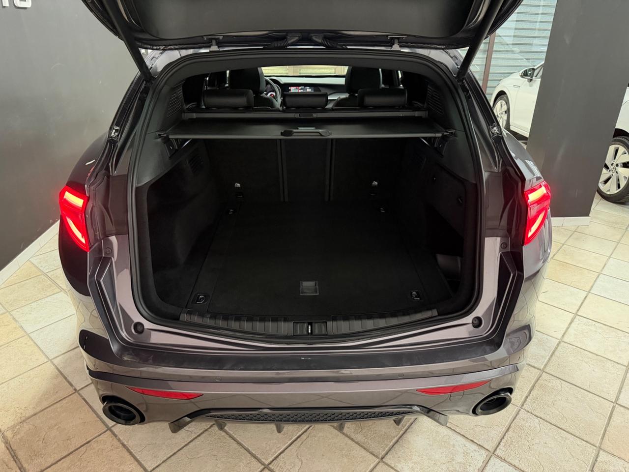 ALFA ROMEO Stelvio 2.2 TD (210) AT8 Q4 Veloce 2022