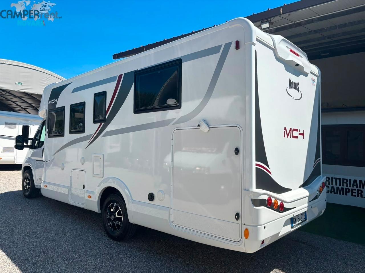 MCLOUIS MC4 881G - SEMINTEGRALE CON LETTO NAUTICO IN CODA