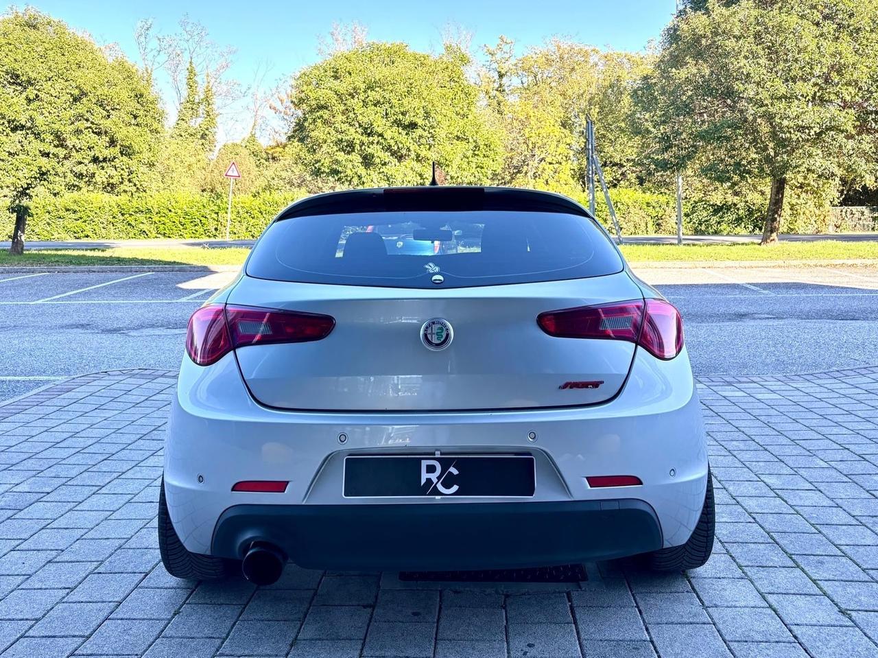 Alfa Romeo Giulietta 1.6 jtdm Neopatentati