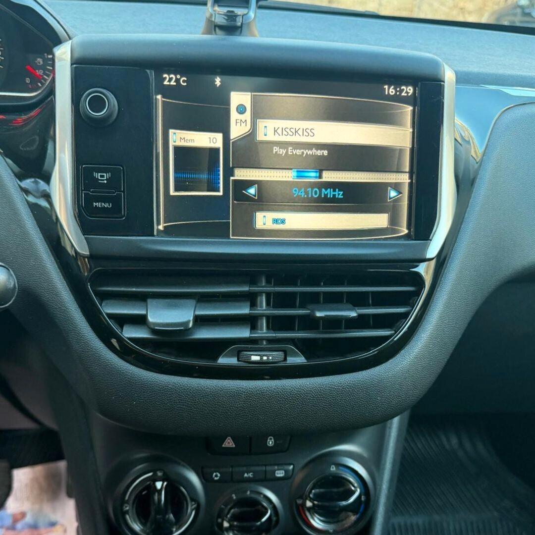 Peugeot 208 1.2 VTi 82 CV 5 porte Active