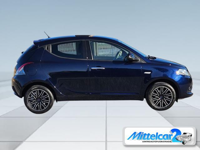 LANCIA Ypsilon 1.2 69 CV 5 porte Gold