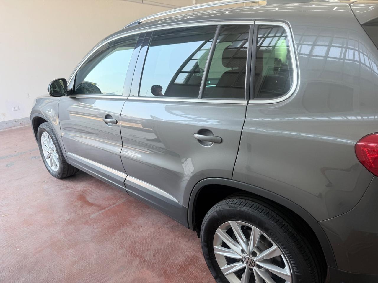 Volkswagen Tiguan 2.0 TDI 140 CV Sport & Style BlueMot. Tech.