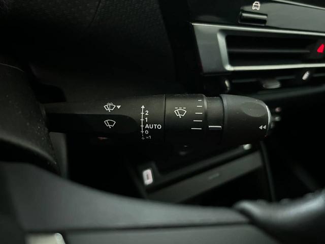 CITROEN E-C4 motore elettrico 136 CV Shine TETTO APRIBILE