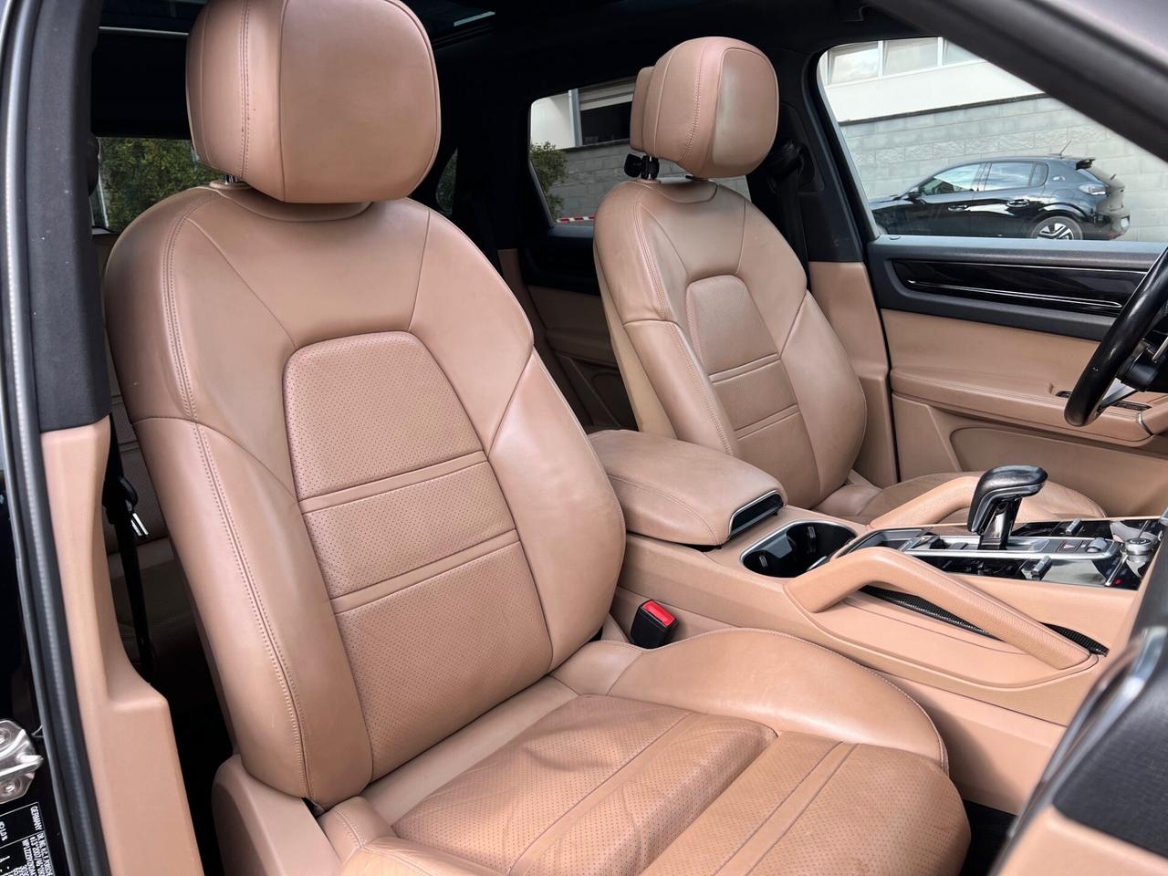 Porsche Cayenne 3.0 e-hybrid tiptronic PASM/TETTO/LED/PELLE PERF.