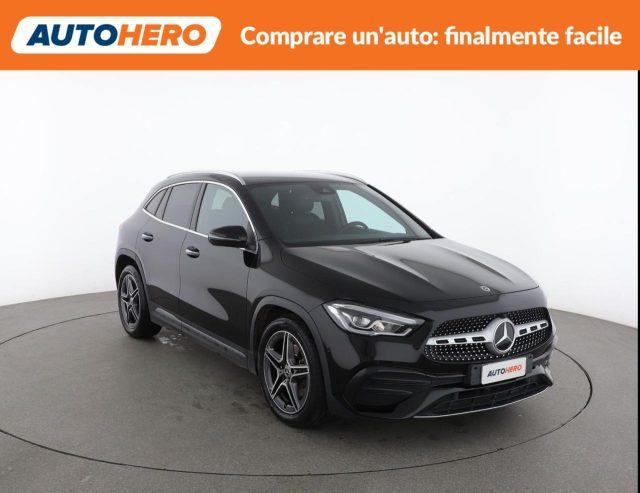 MERCEDES-BENZ GLA 180 d Automatic Premium