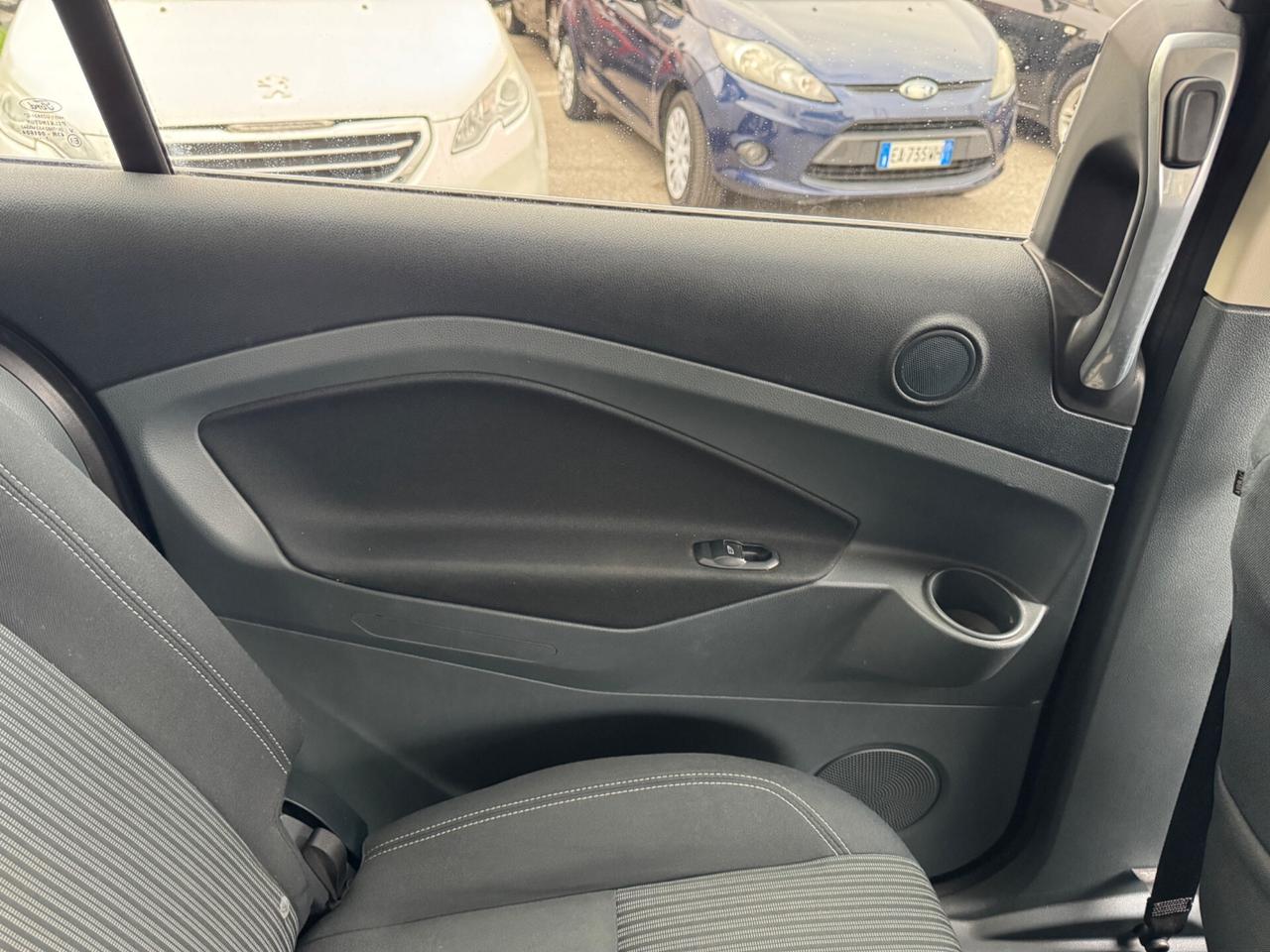 Ford Grand C-Max 1.6 TDCi 115CV Titanium 7 posti