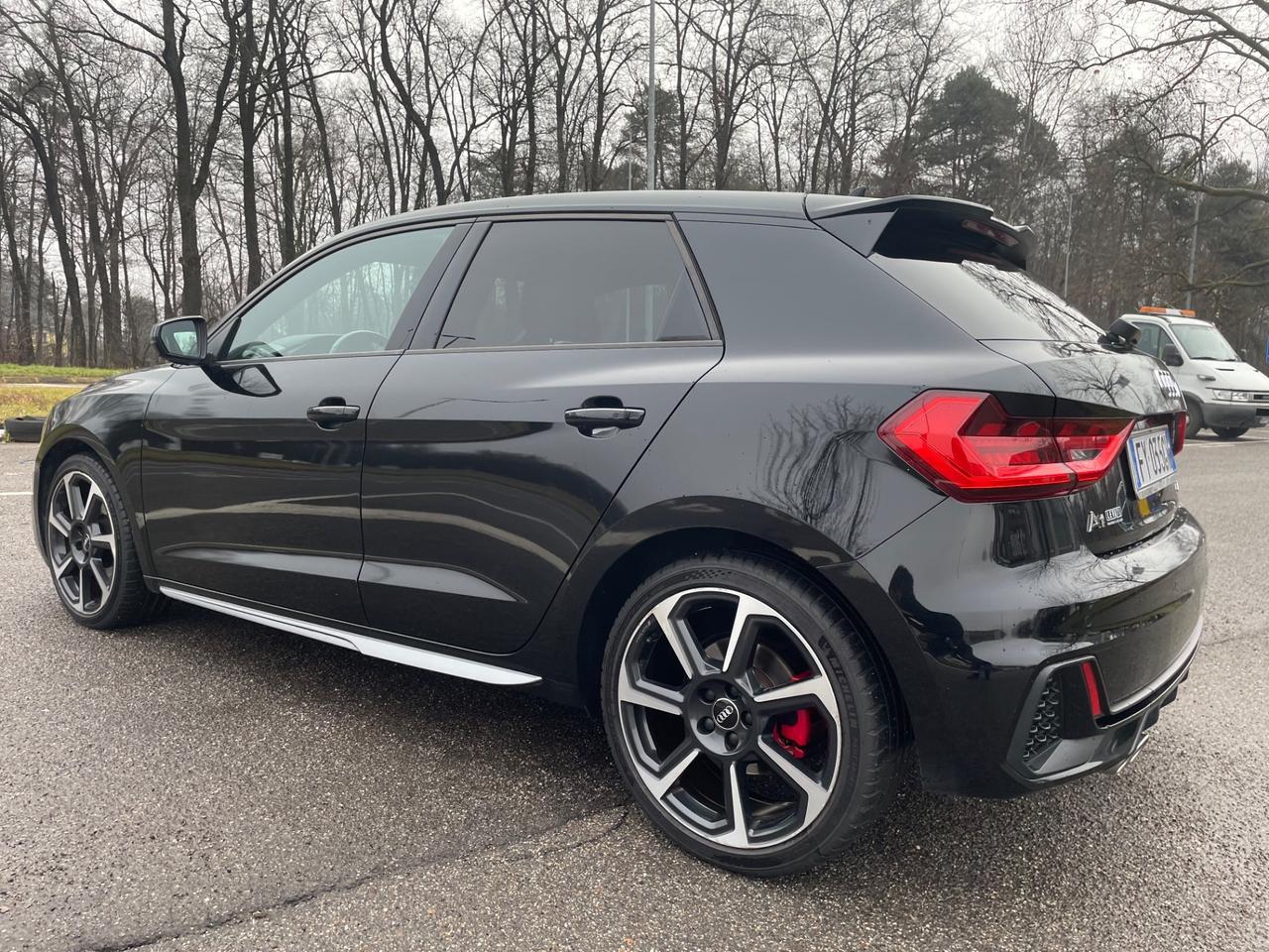 Audi A1 SPB 40 TFSI S tronic line*Automati*Navi*