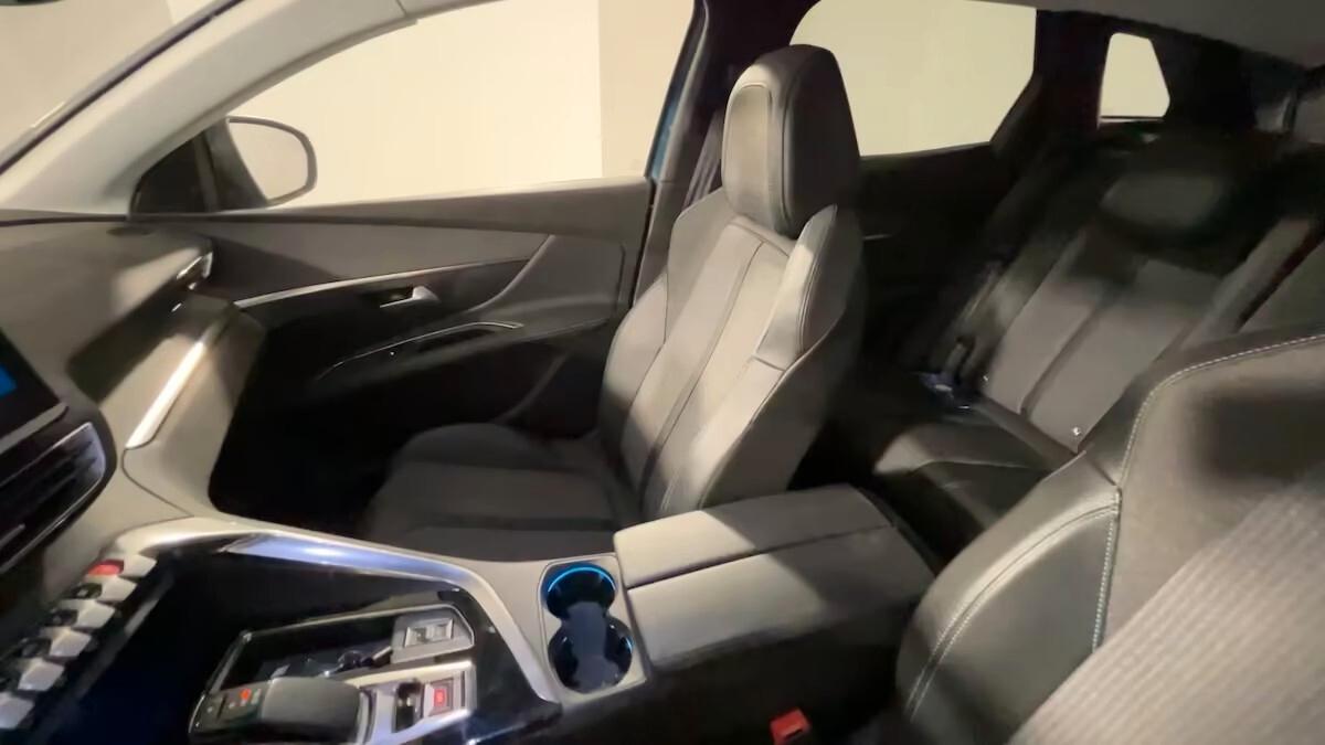 Peugeot 3008 Hybrid 225 e-EAT8 Allure Pack