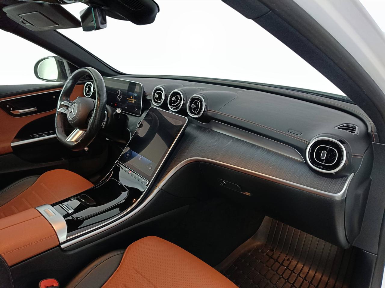 Mercedes-Benz Classe C-S206 SW 2021 - C SW 220 d mhev AMG Line Premium 4matic 197cv auto