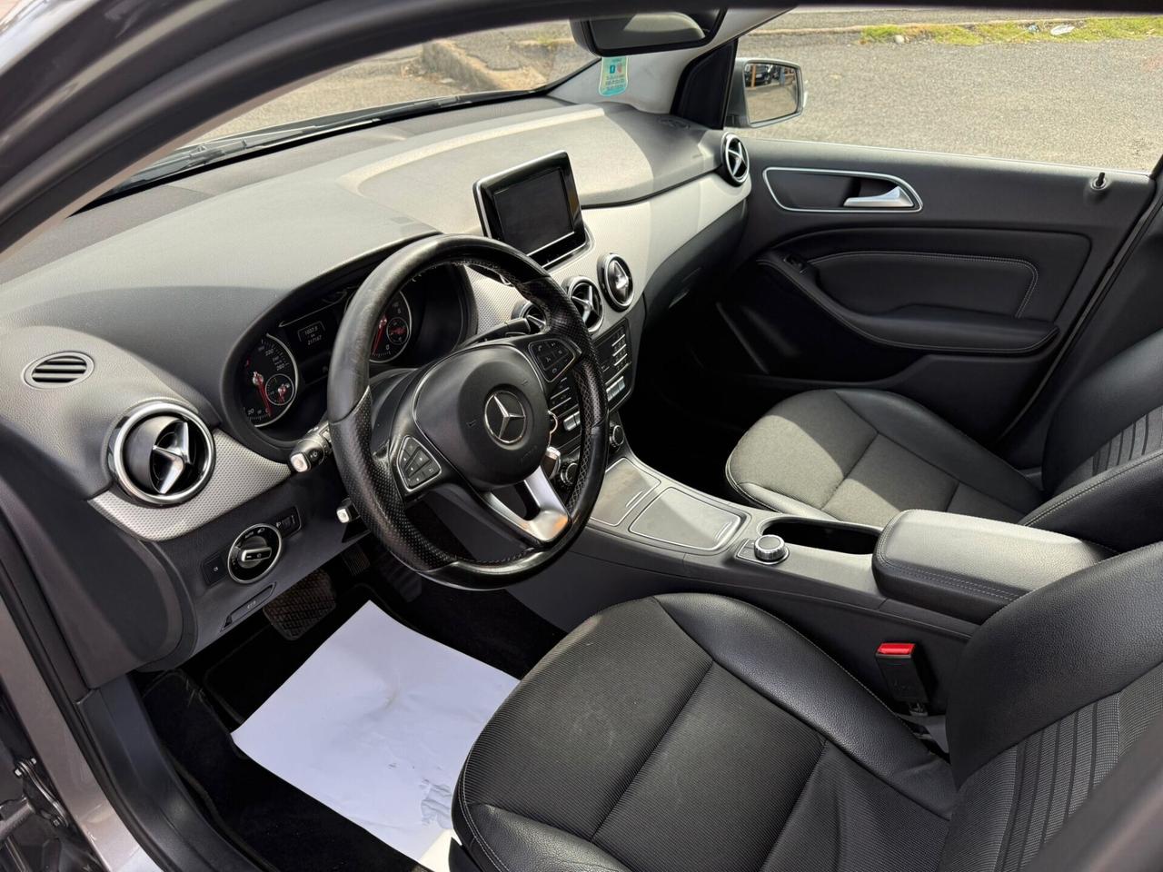 MERCEDES-BENZ CLASSE B180CDI AUTOMATICA SPORT