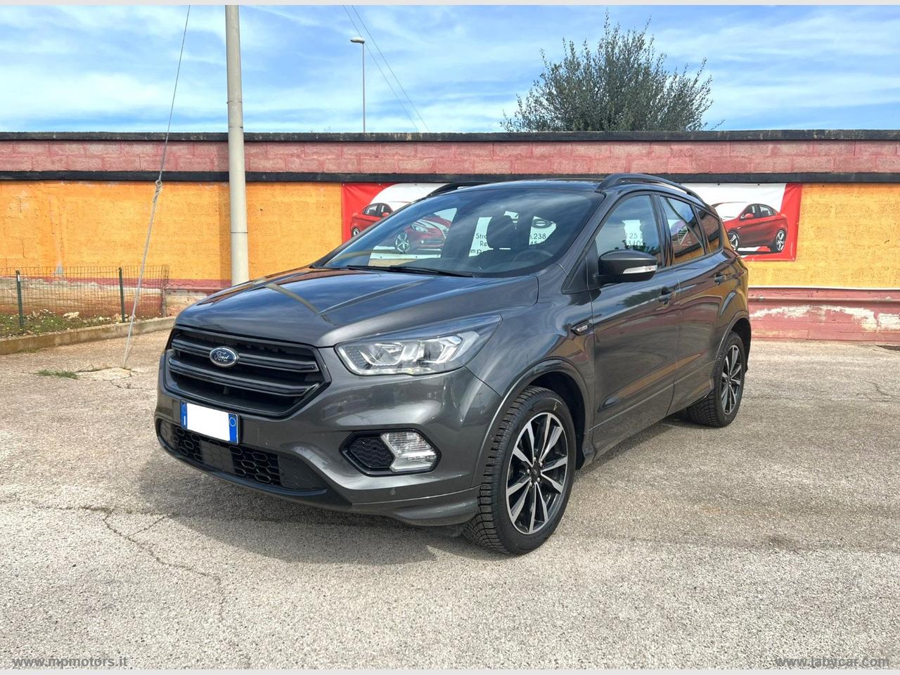 FORD KUGA ST-LINE 1.5 ECOBLUE 120CV IVA ESPOSTA