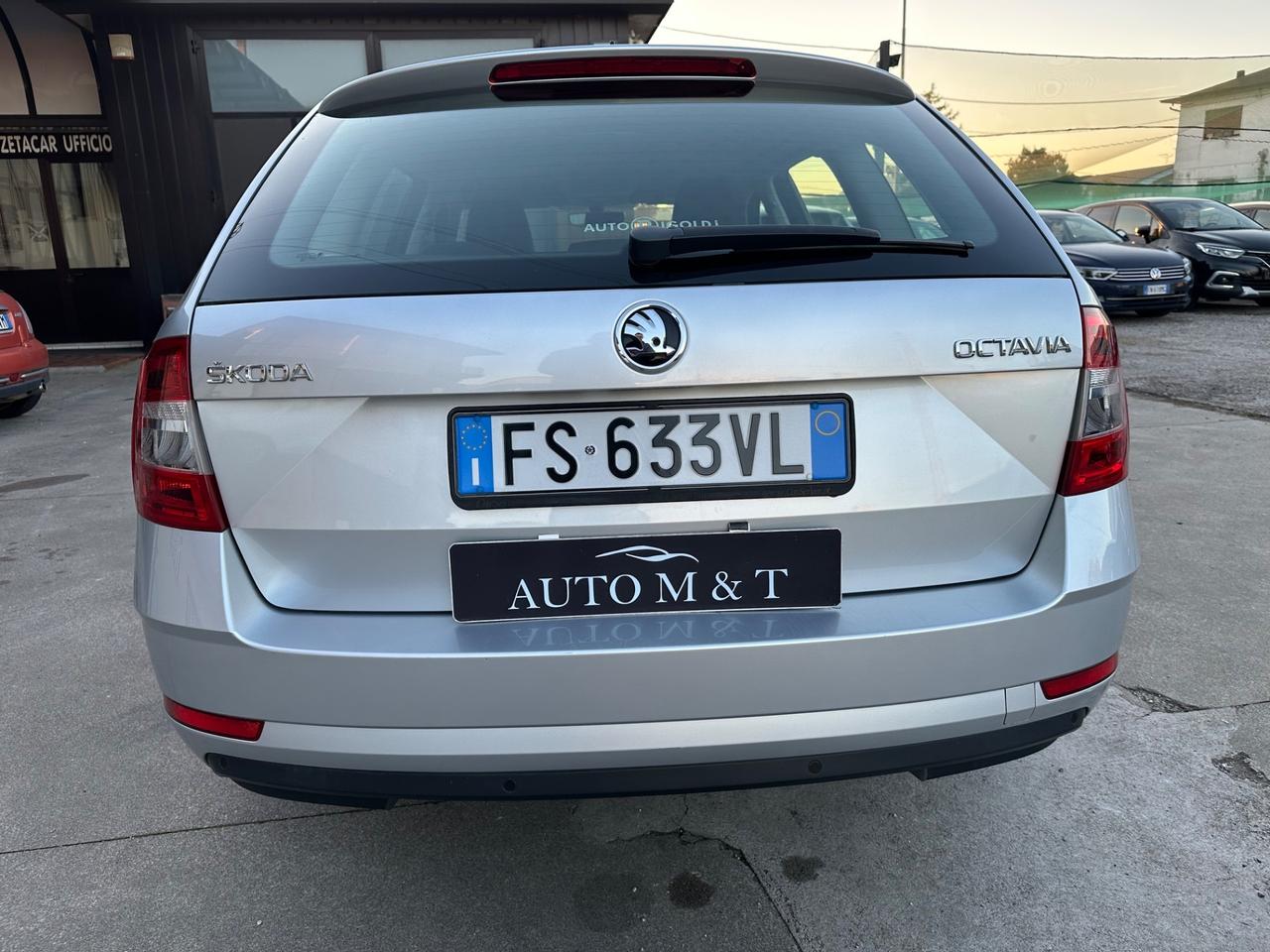 Skoda Octavia 1.6 TDI CR 115 CV DSG Wagon Style