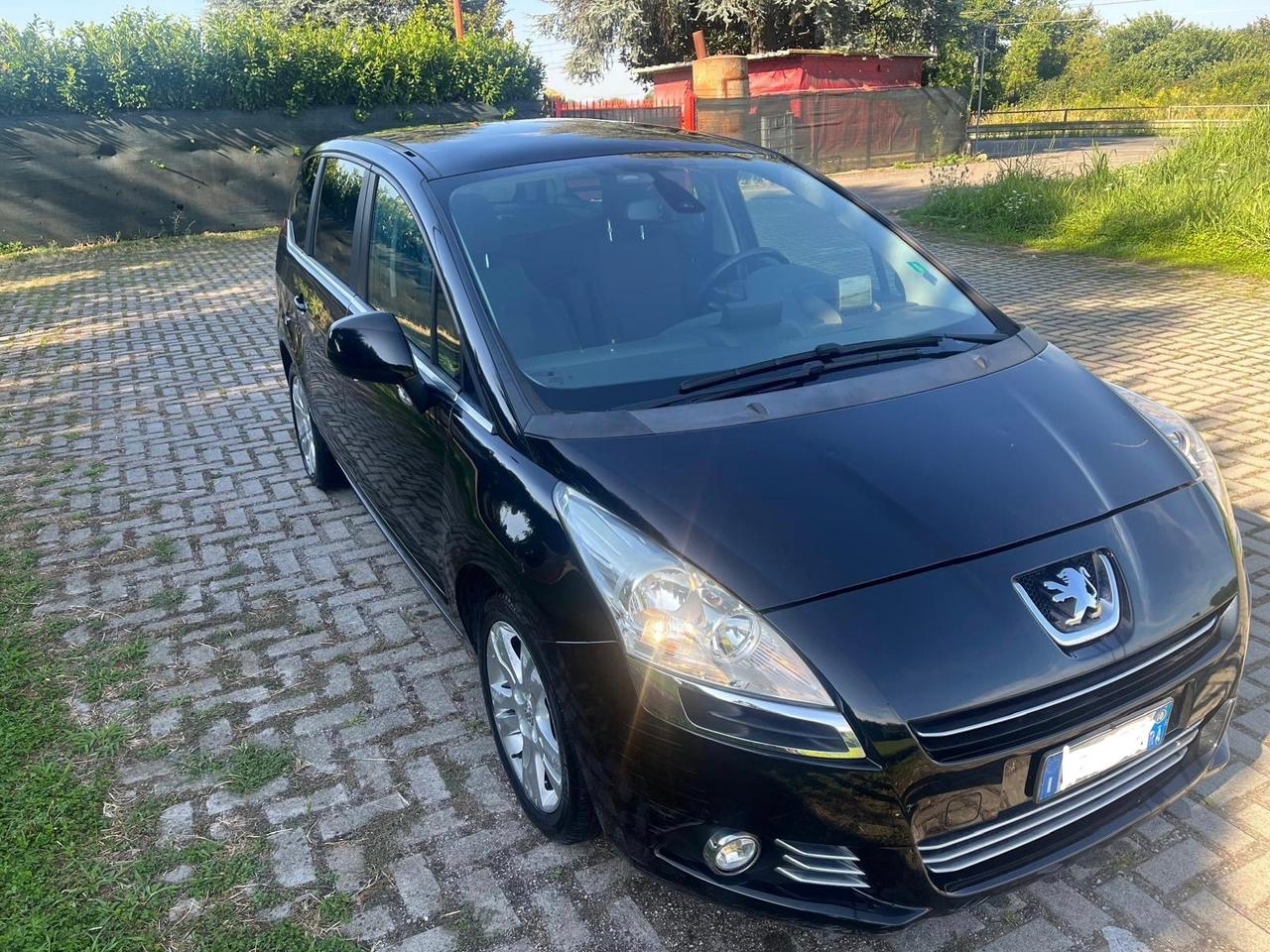 Peugeot 5008 1.6 VTi 120CV Tecno