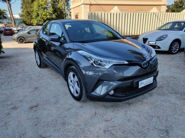 TOYOTA C-HR 1.8Hybr. E-CVT CLIMA,NAVI,TELECAMERA ..