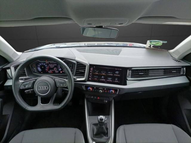 AUDI A1 SPB 30 TFSI Identity Black
