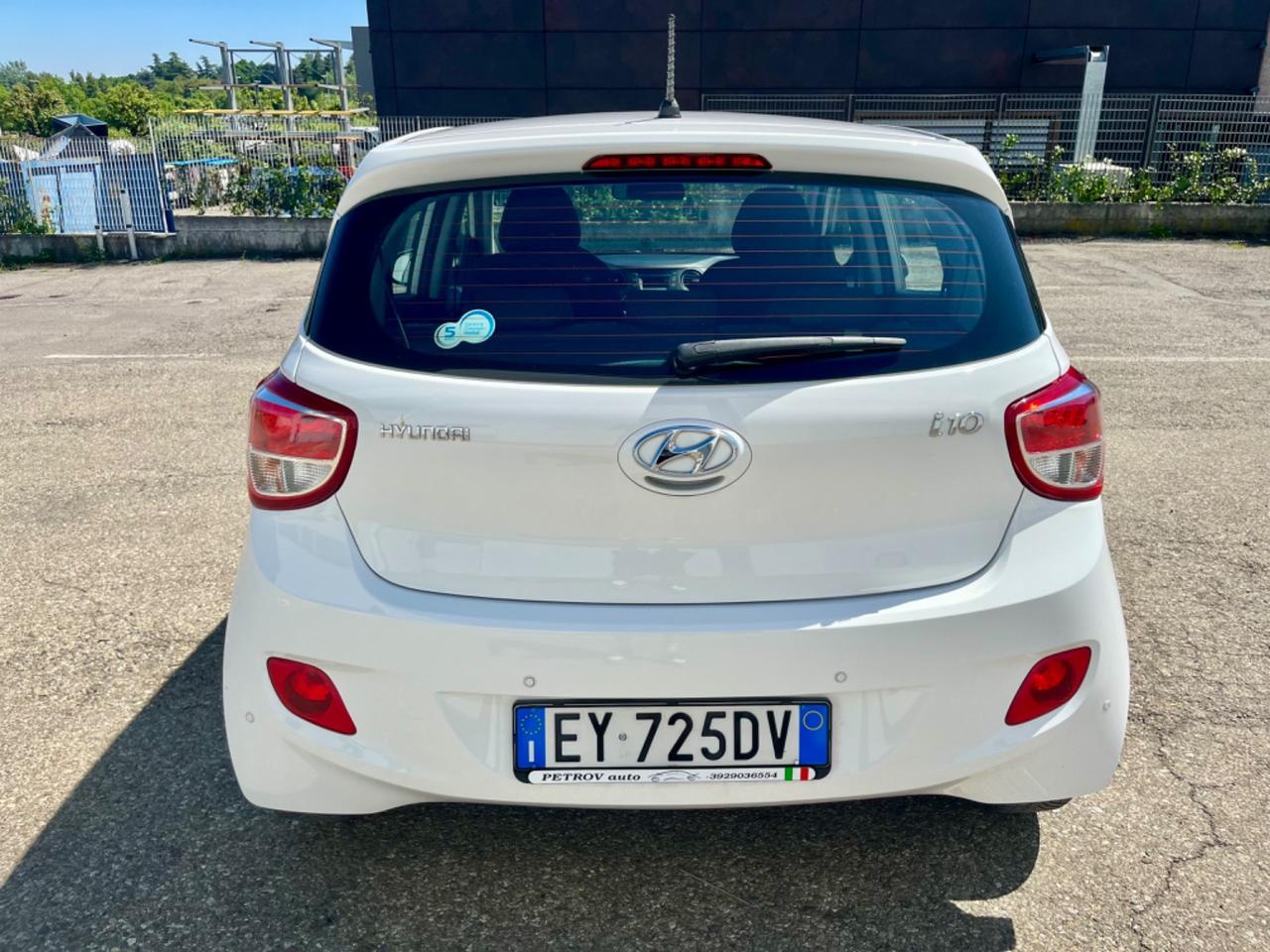 Hyundai i10 1.0benz 2015 64.000km cambio automatico perfetta