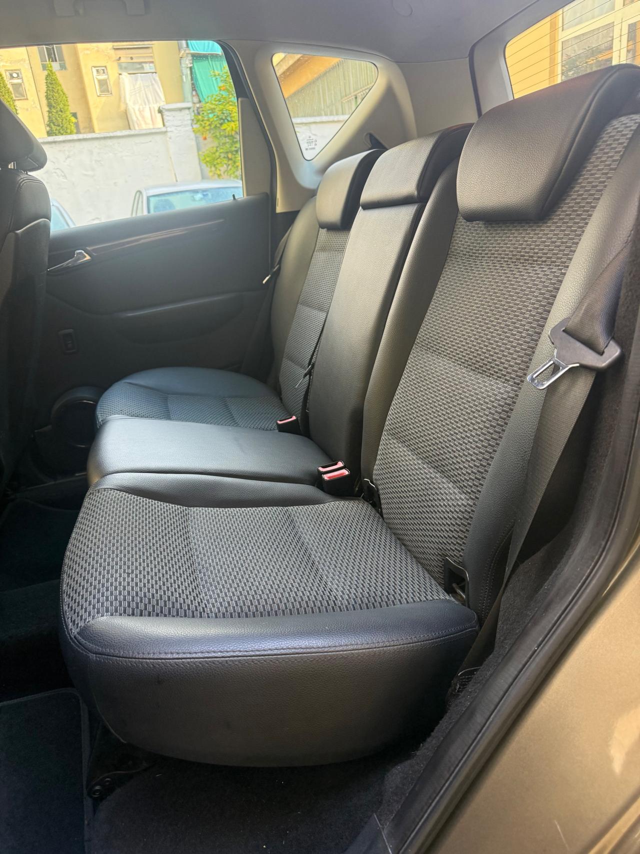 Mercedes Classe A Berlina A 180 cdi Avantgarde edition10