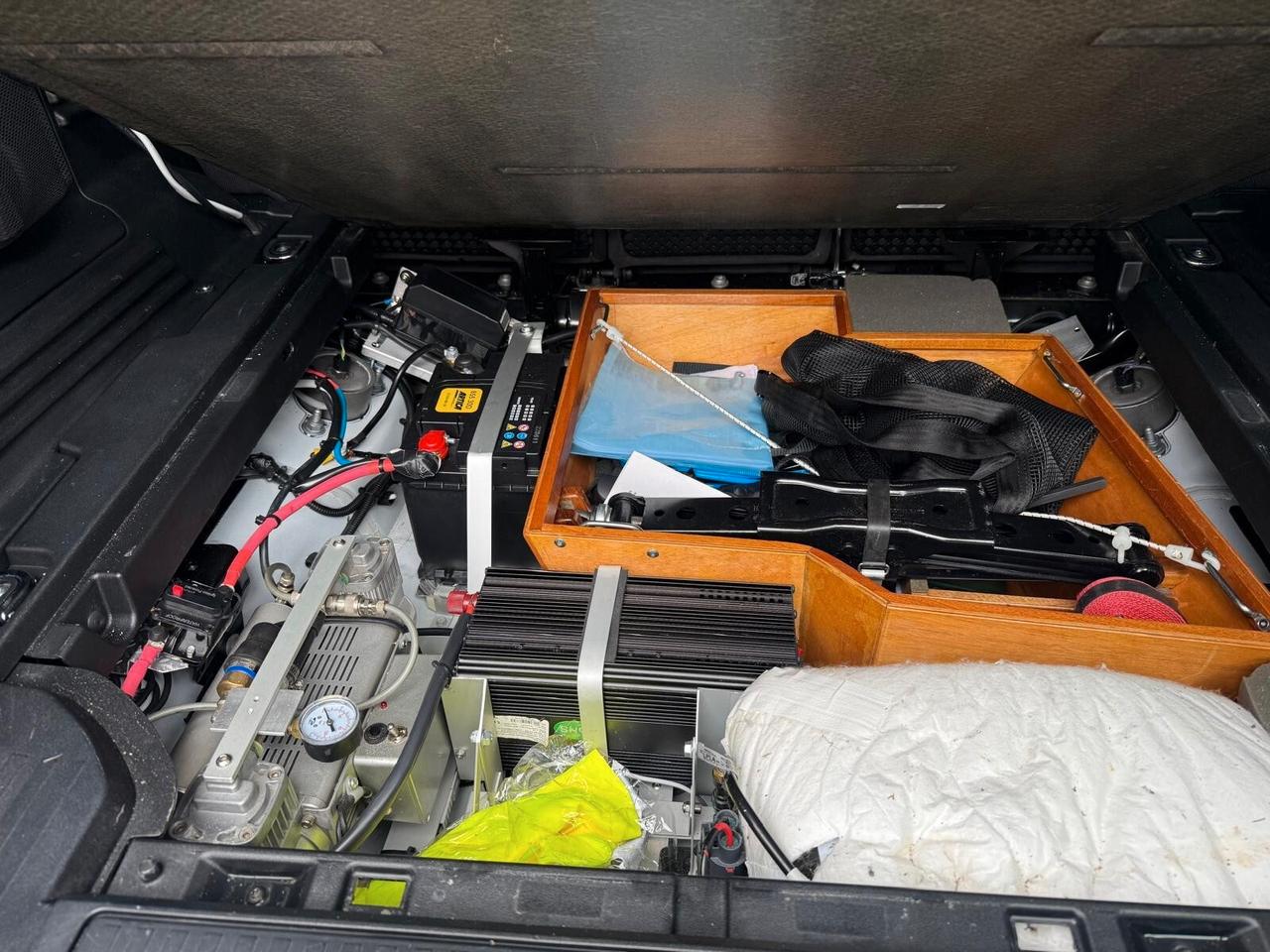 Land Rover Defender 110 2.0 SD4 240CV AWD Auto S ( VERRICELLO )