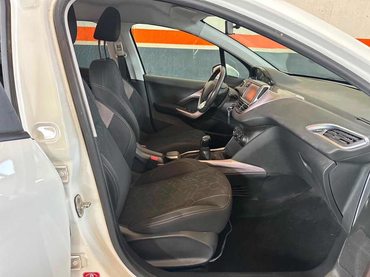 Peugeot 2008 PureTech 82 Allure NEOPATENTATI