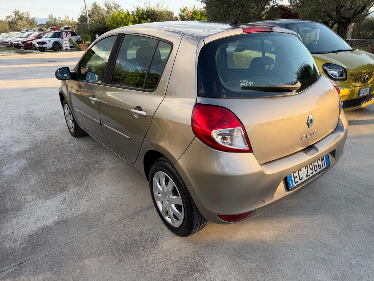 Renault Clio 1.2 16V 5 porte Dynamique