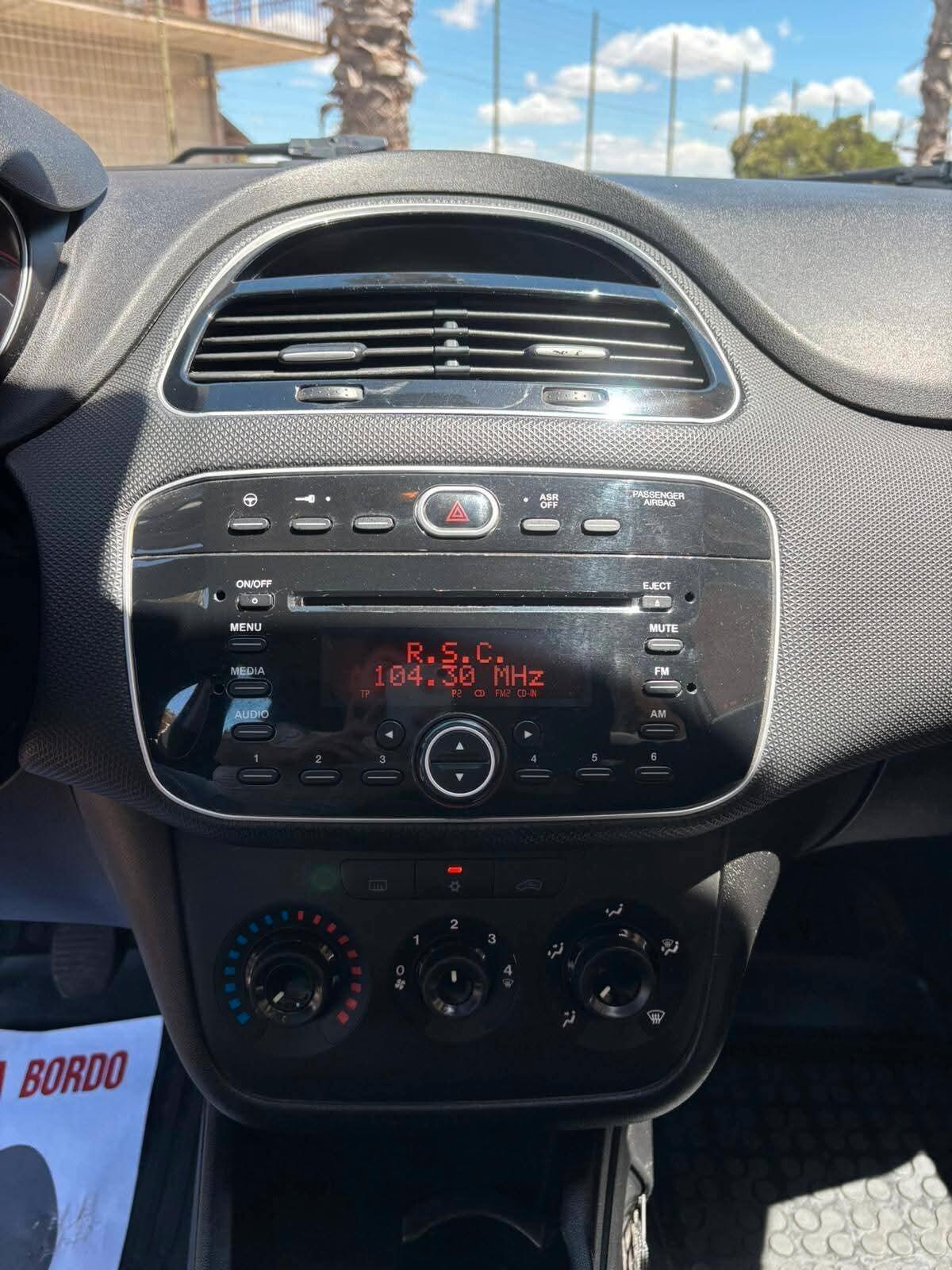 Fiat Punto 1.3 MJT II 75 CV 5 porte Street